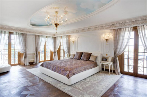 海滨威尼斯宫殿式豪宅卧室
