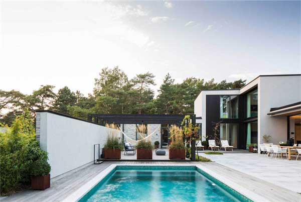 瑞典现代优雅的别墅设计7