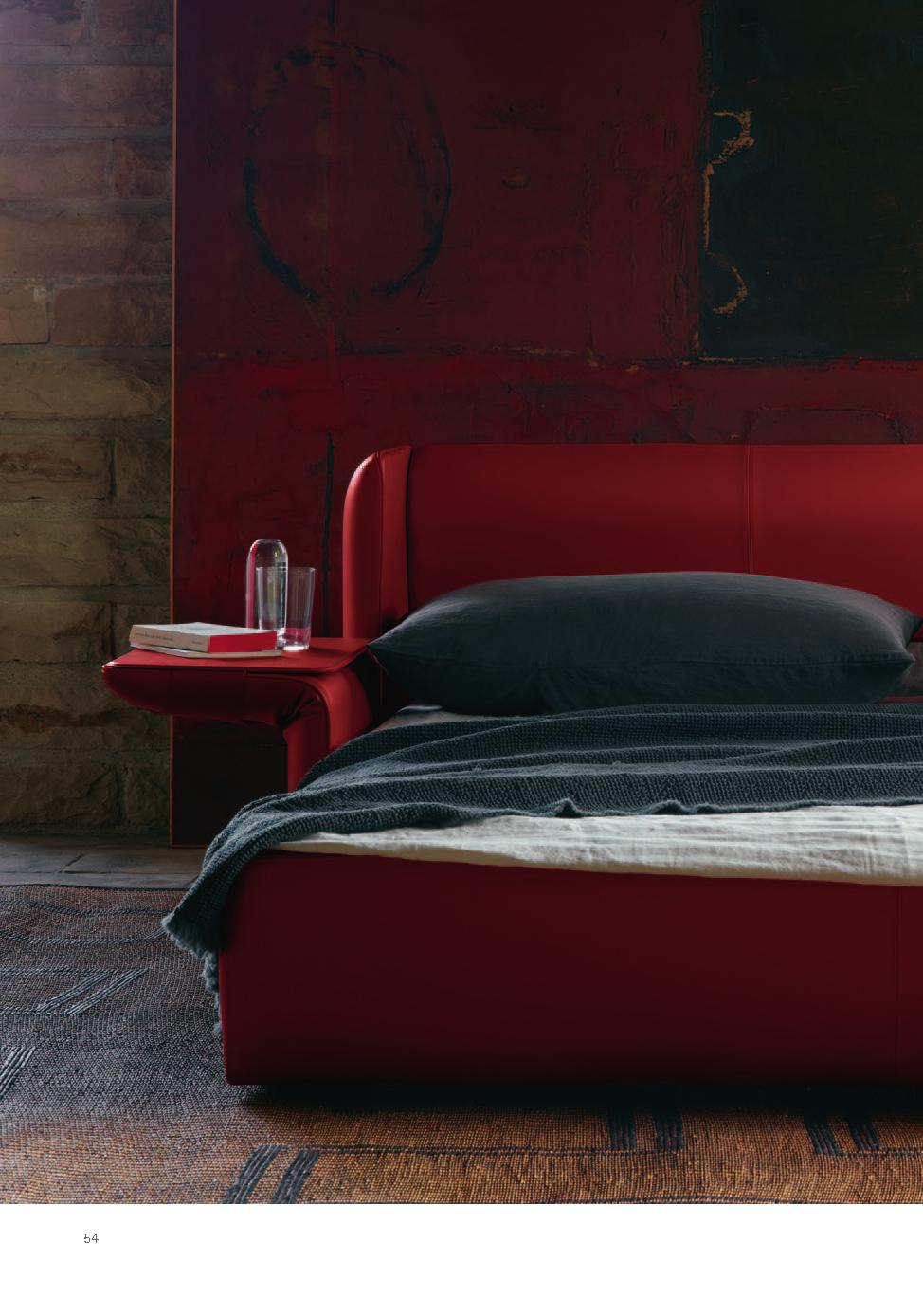 Poltrona Frau红色系沙发